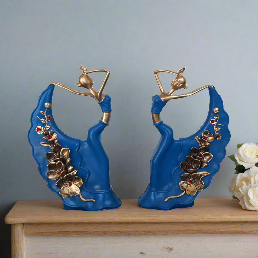 Dancing Dolls Pair of 2