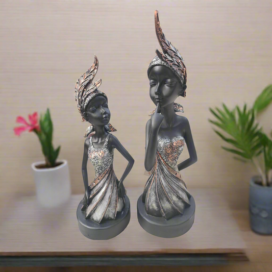 Tribal Ladies Set of 2