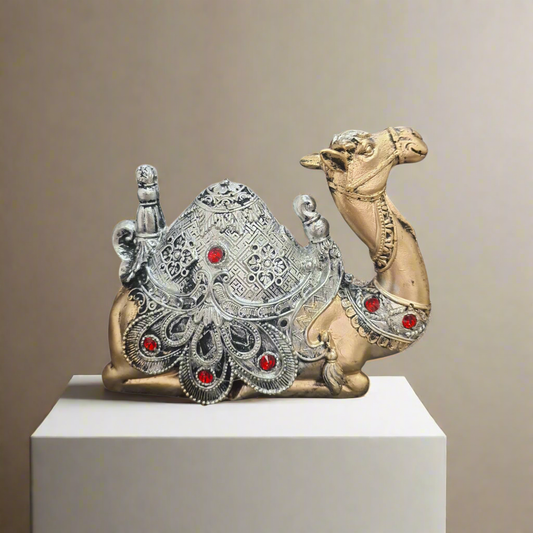 Camel Showpiece